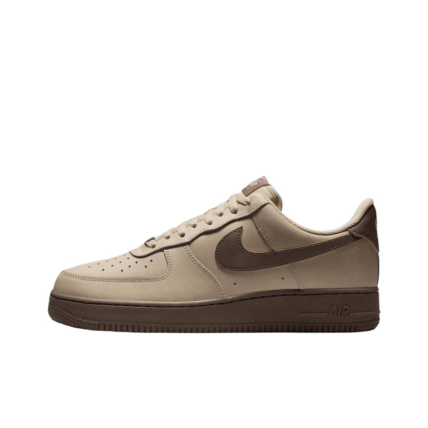 Nike Shoes Air Force 1 - حذاء نايك إير فورس 1 للرجال