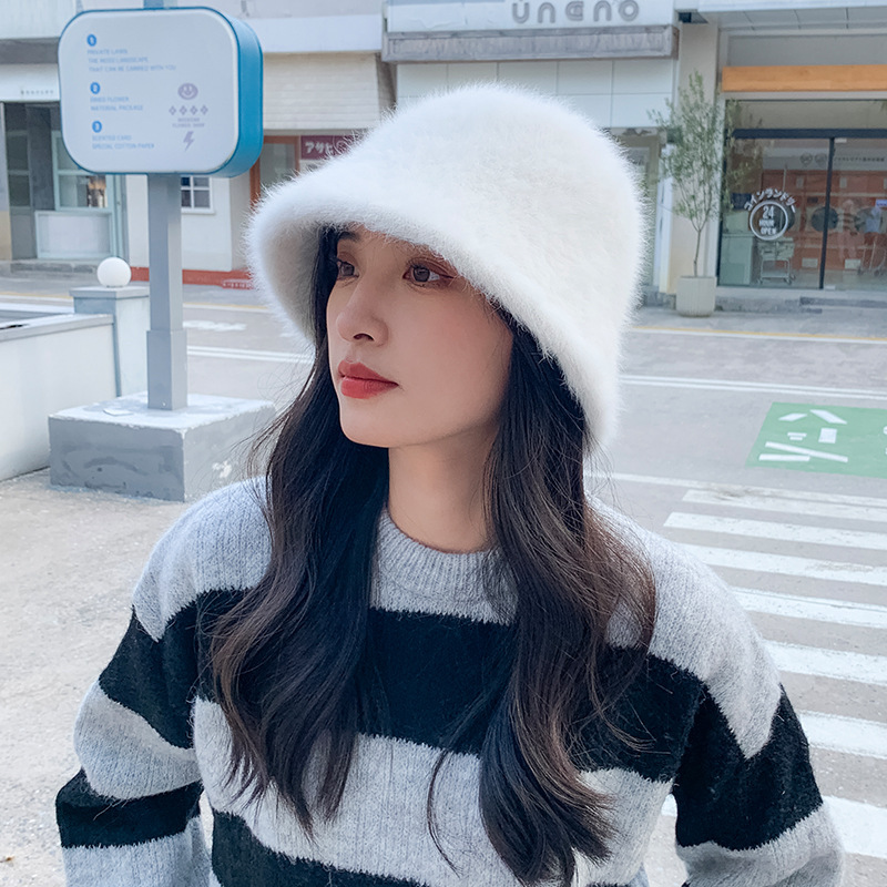 قبعة دلو من الفرو الصناعي للنس - مراجعة Bucket Hat Embroidered وسعره
